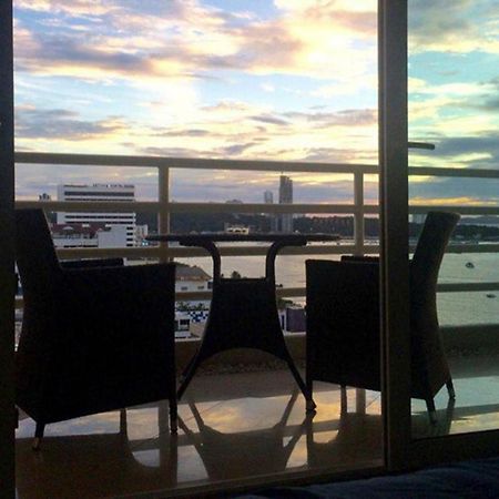 View Talay 6 Apartment Pattaya Bagian luar foto