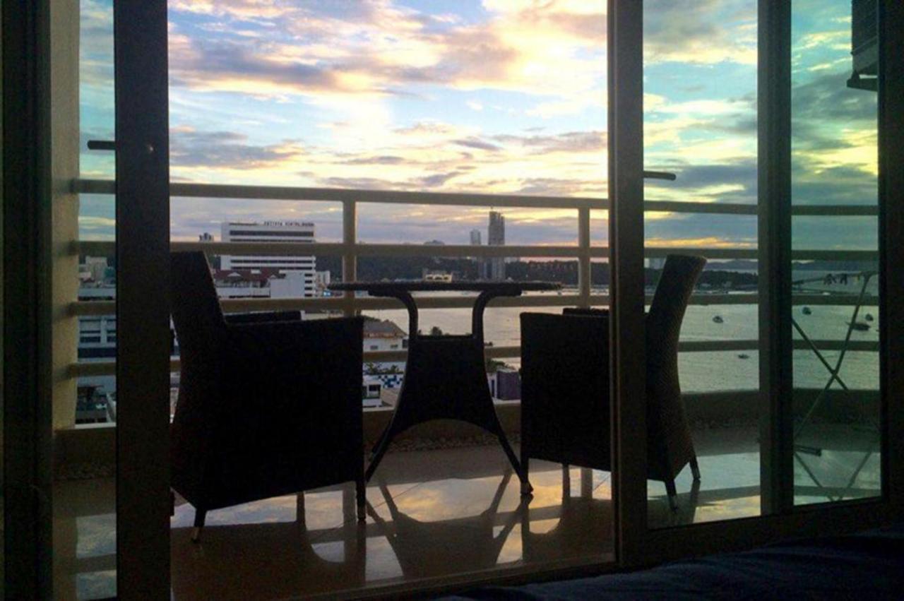 View Talay 6 Apartment Pattaya Bagian luar foto