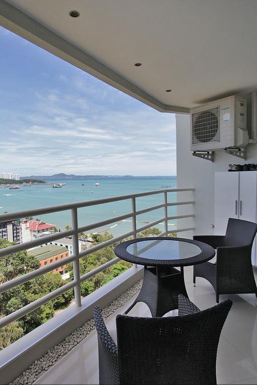 View Talay 6 Apartment Pattaya Bagian luar foto
