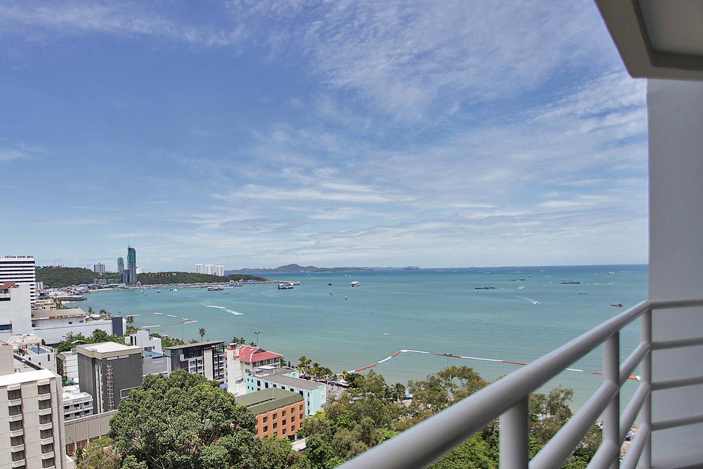 View Talay 6 Apartment Pattaya Bagian luar foto